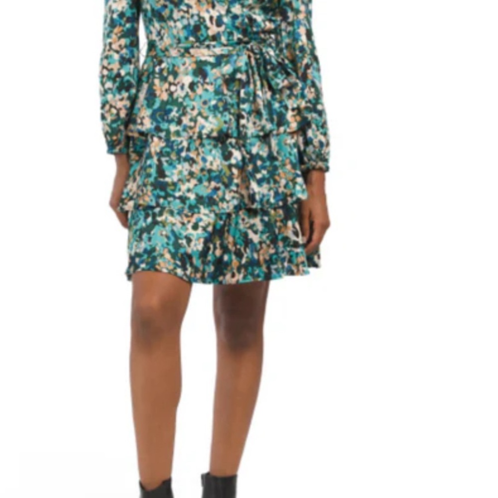 Nicole Miller NY Studio Floral Print Long sleeve Ruffle Mini Dress